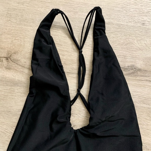 MIKOH black crisscross one piece bikini size M - Picture 3 of 6